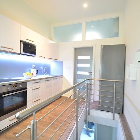 Apartmany Jizdarenska カルロヴィ・ヴァリ エクステリア 写真